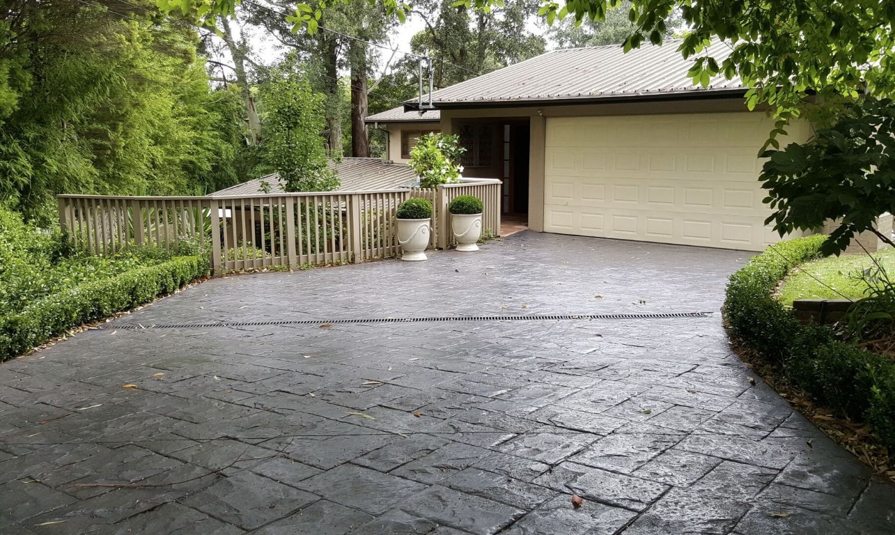 Stamped decorative concrete driveway in Fitchburg, MA